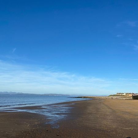 Stylish Apartments Near The Sea Front At Morecambe Heysham Kültér fotó